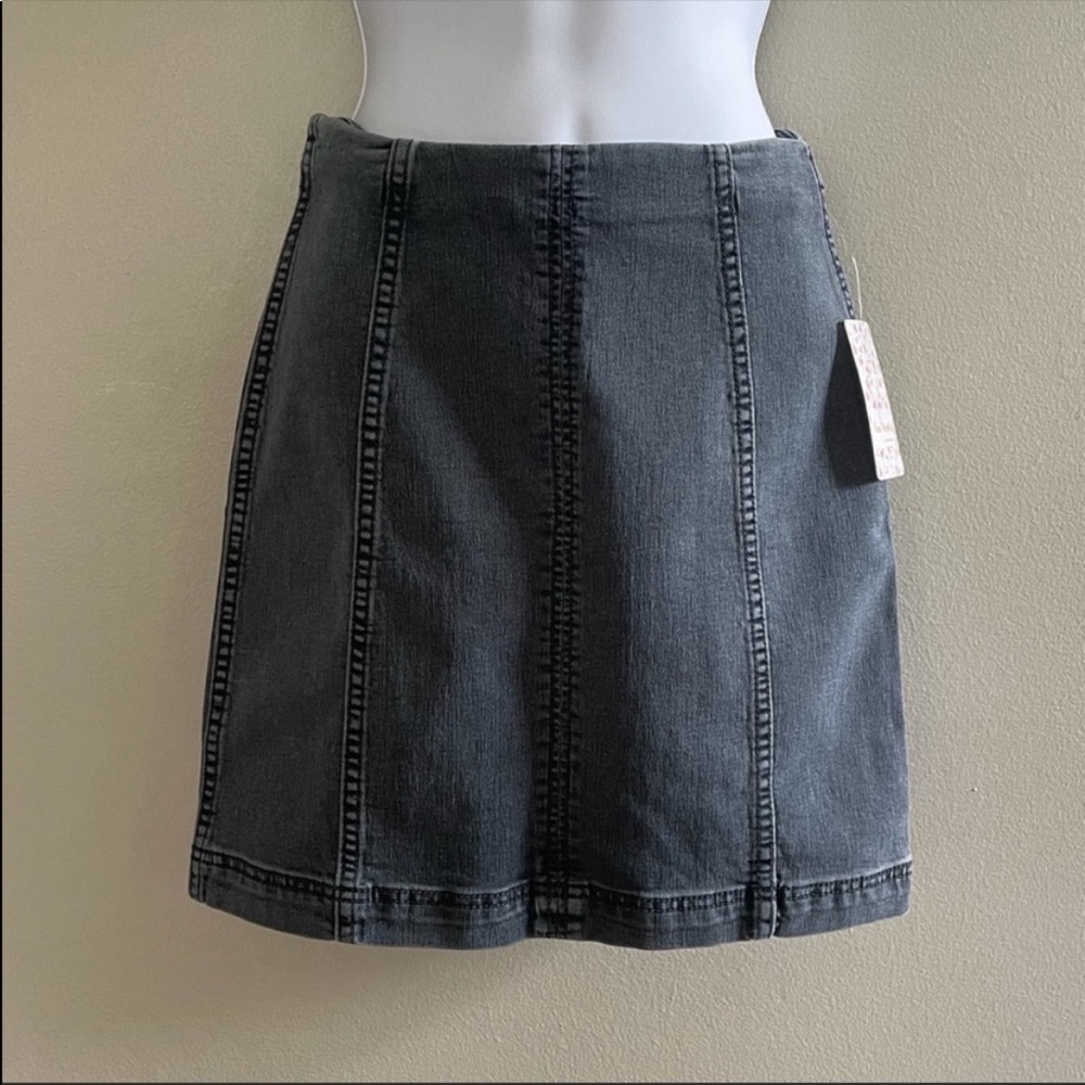 Free People Modern Femme Denim Mini Skirt in Westminster Blue NWT - Picture 4 of 6